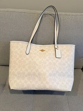 Coach City Tote Bag